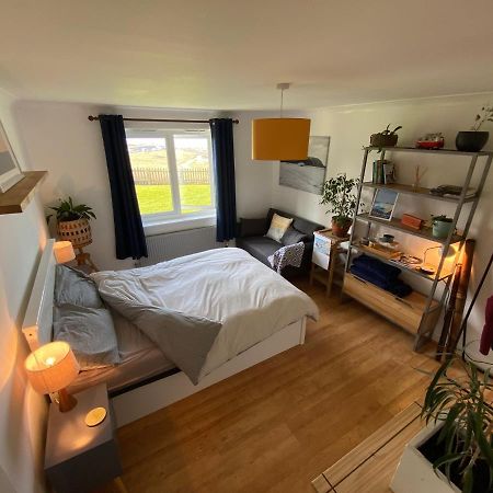 Sea Views On Fistral. Lovely Private Bedroom New Quay Exterior foto